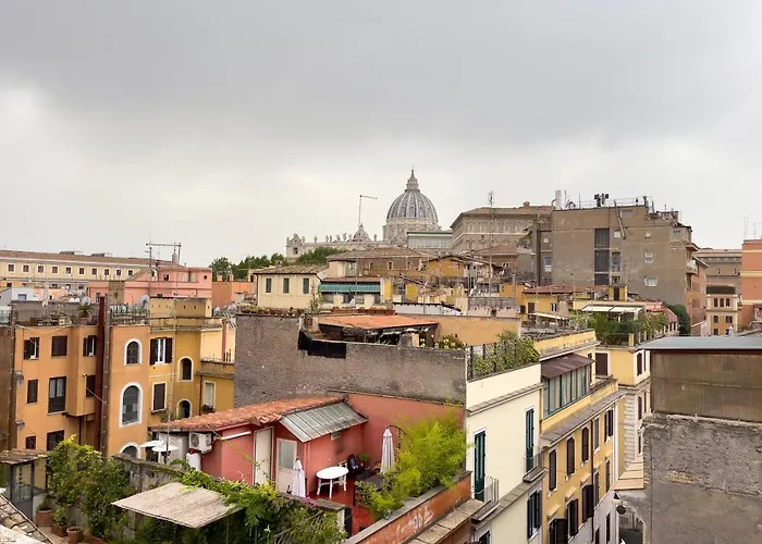 Warm In Ancient Building In Vatican-p S Pietro Appartement