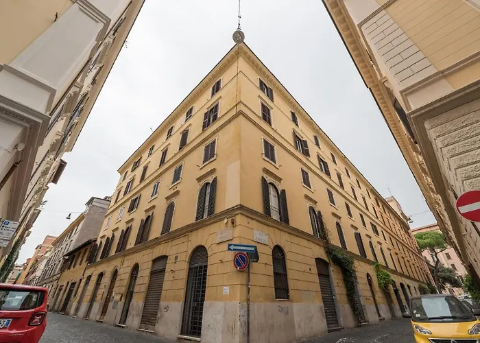 Warm In Ancient Building In Vatican-p S Pietro Appartement *